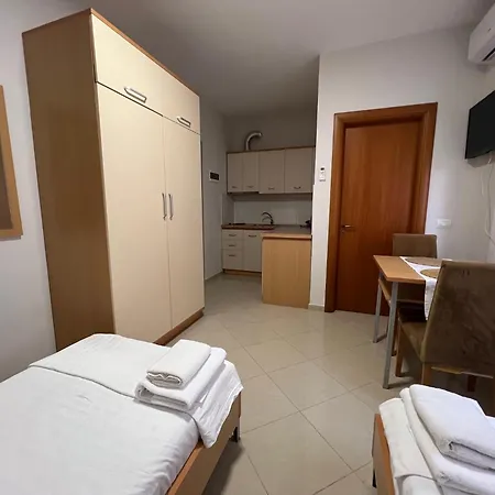 Apartment In Vlore Near Sandy Beach *