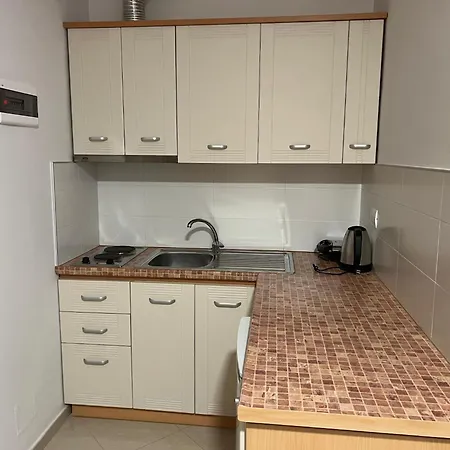 Apartment In Vlore Near Sandy Beach *